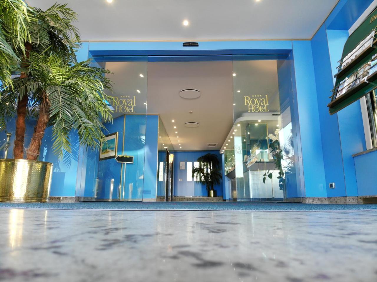 Hotel Royal Fermo Bagian luar foto